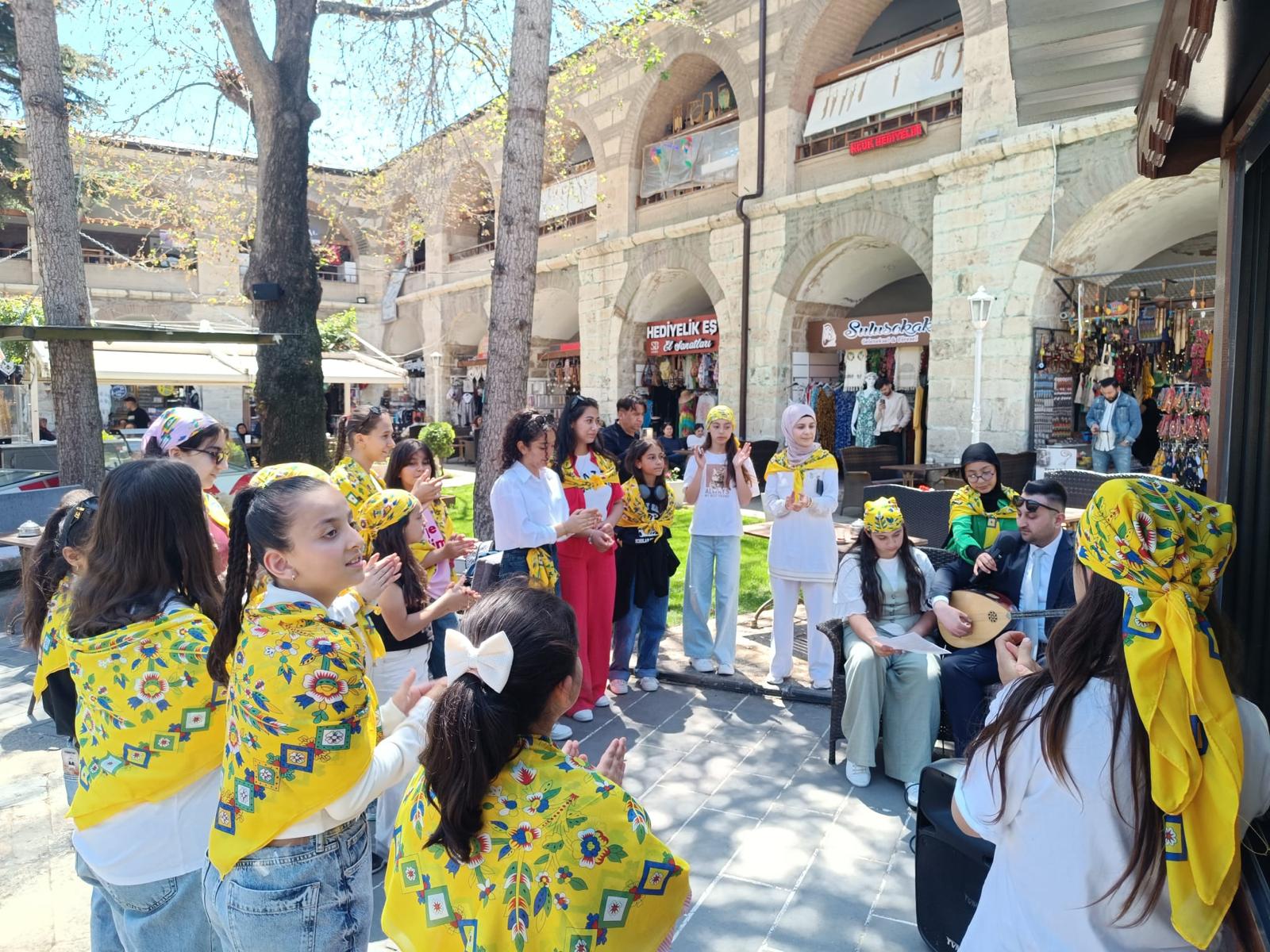 Pazar Osman Gazi Ortaokulu Öğrencileri Tokat’ı Türkülerle Şenlendirdi (8)