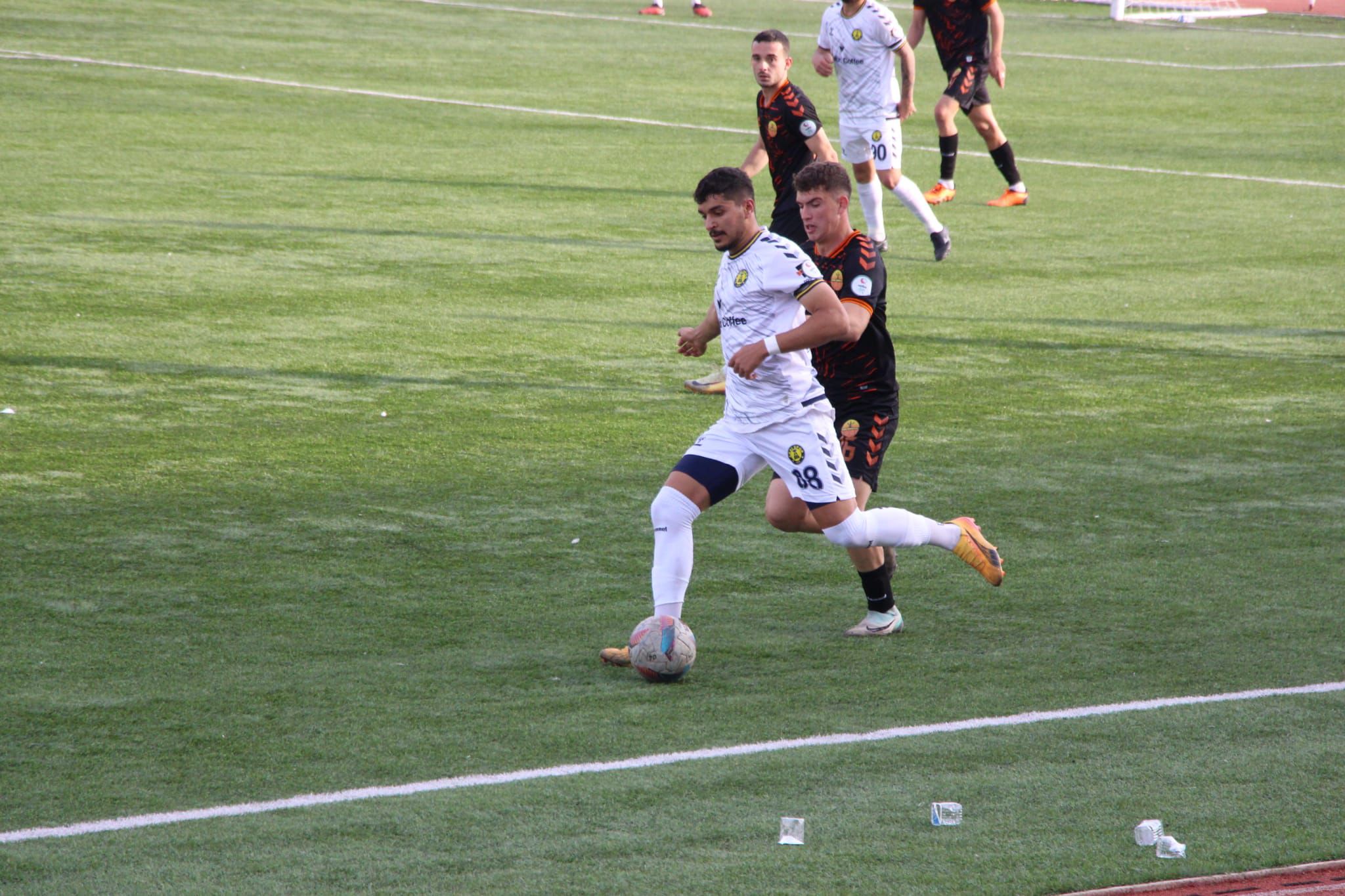 Tokat Doğumlu Futbolcu Enes Yiğit (4)