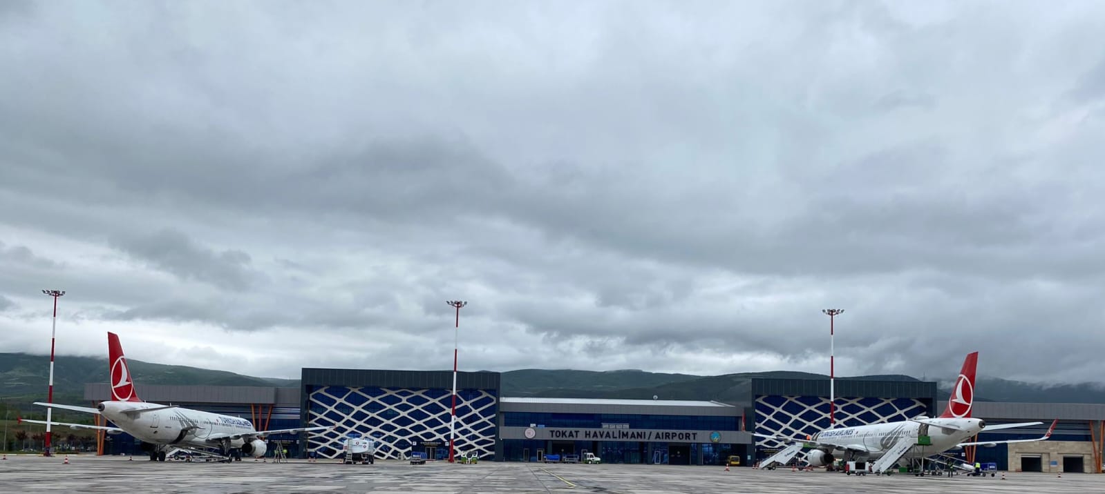 Tokat Havalimanı Nisan Ayında 14.107 Yolcuya Hizmet Verdi (1)