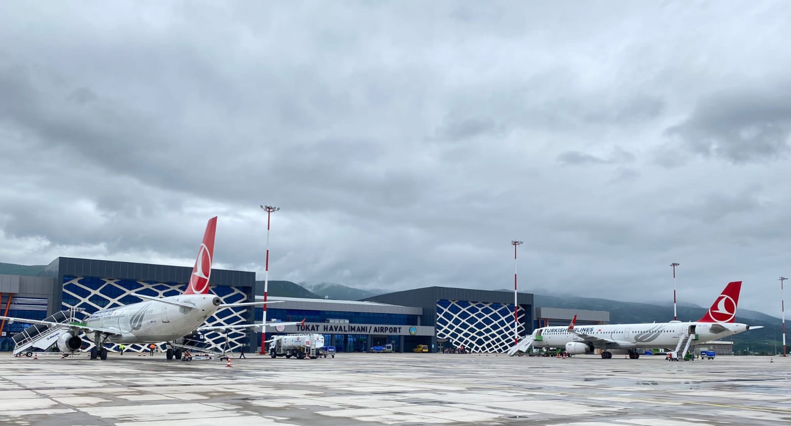 Tokat Havalimanı Nisan Ayında 14.107 Yolcuya Hizmet Verdi (7)