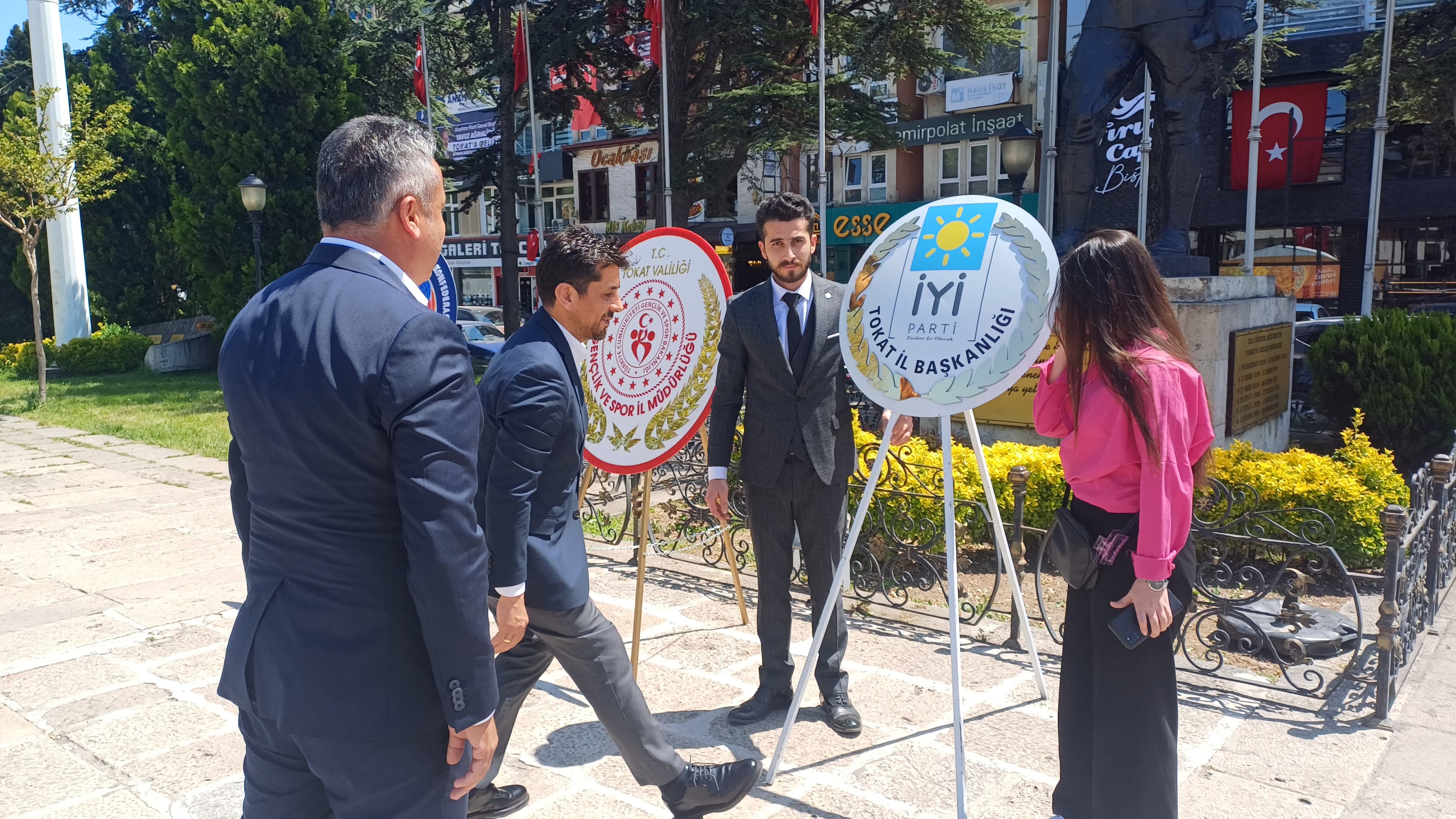 Tokat İyi̇ Parti'den 19 Mayıs Alternatif Çelenk Töreni (1)