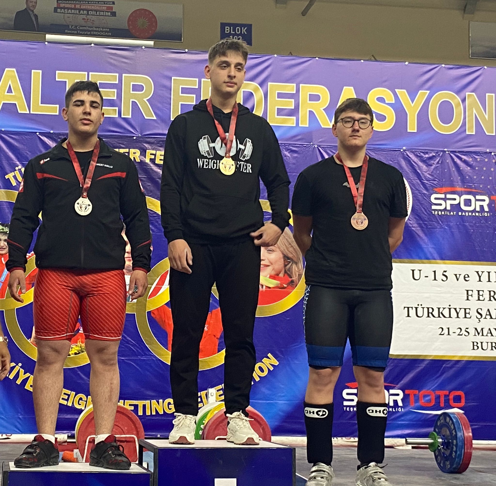 Tokatlı Genç Halterci Kerem Mertkollu, Türkiye İkincisi Oldu (2)
