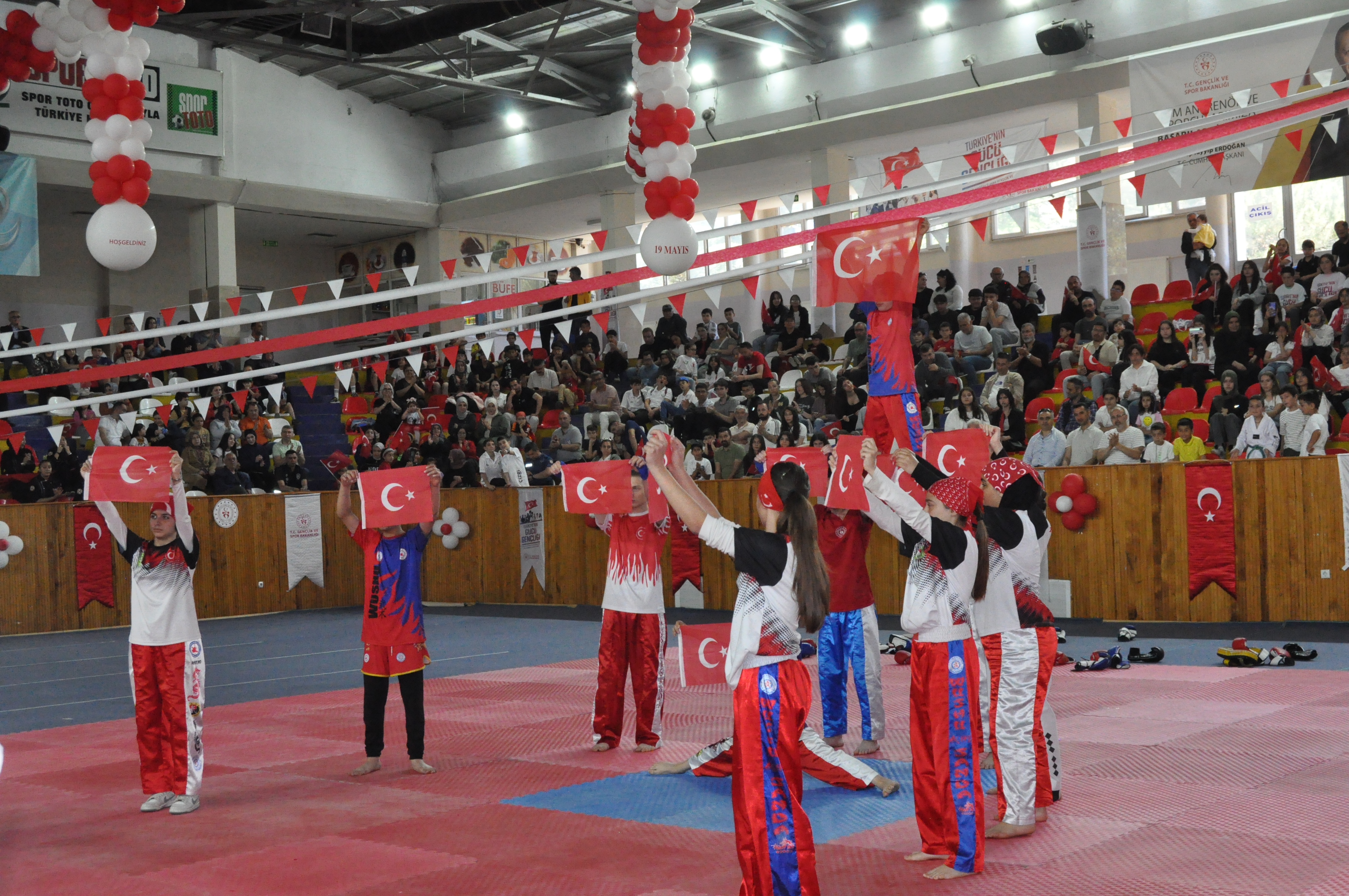 Tokat'ta 19 Mayıs Atatürk'ü Anma, Gençlik Ve Spor Bayramı Kutlandı (34)