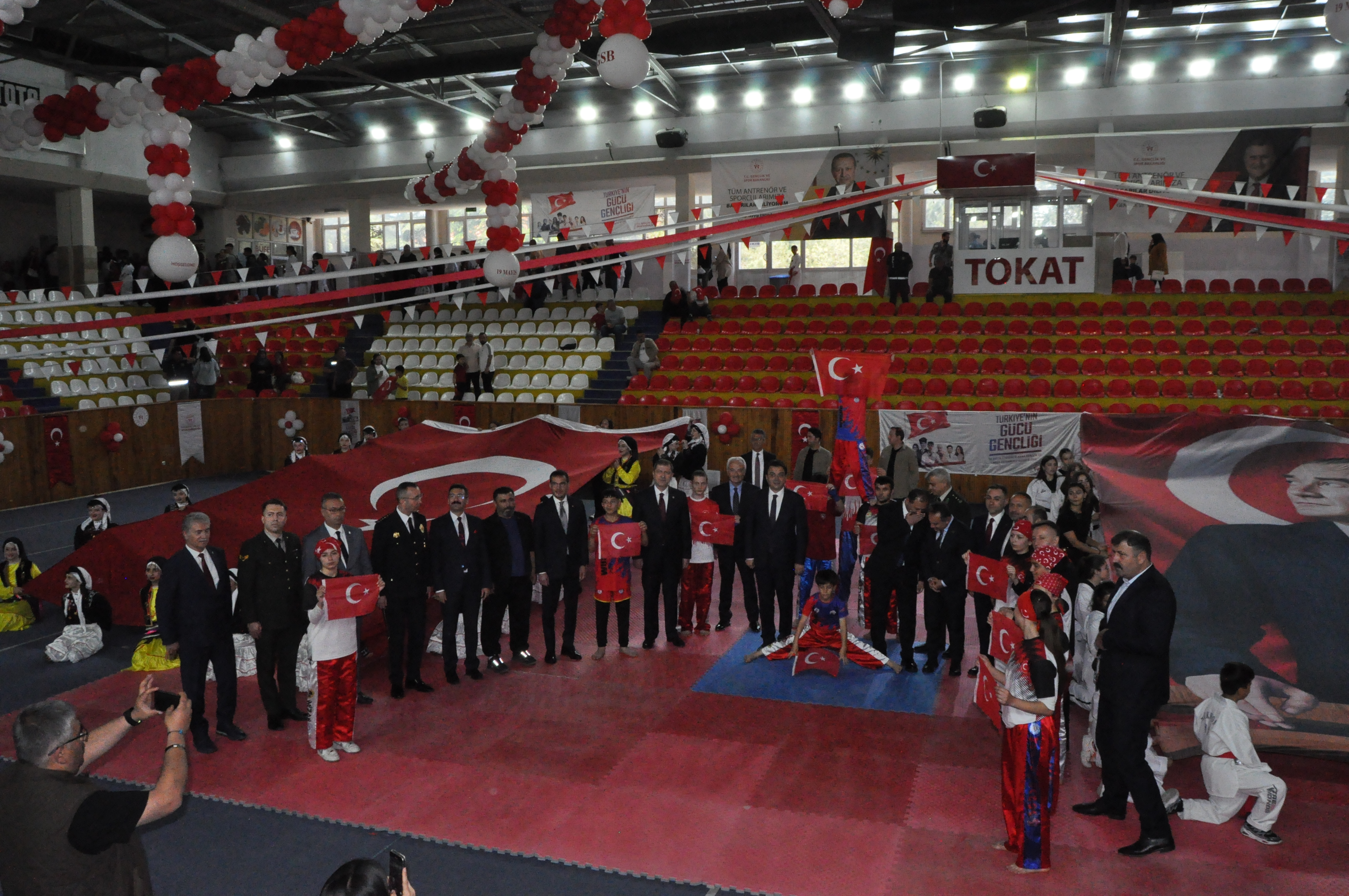 Tokat'ta 19 Mayıs Atatürk'ü Anma, Gençlik Ve Spor Bayramı Kutlandı (36)