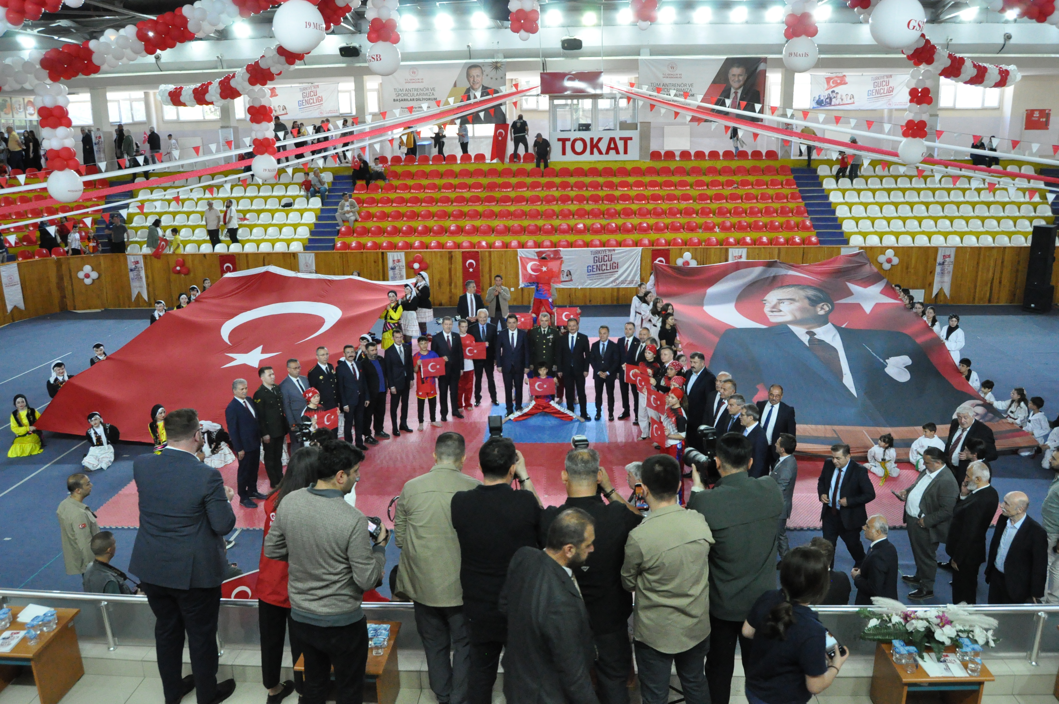 Tokat'ta 19 Mayıs Atatürk'ü Anma, Gençlik Ve Spor Bayramı Kutlandı (37)
