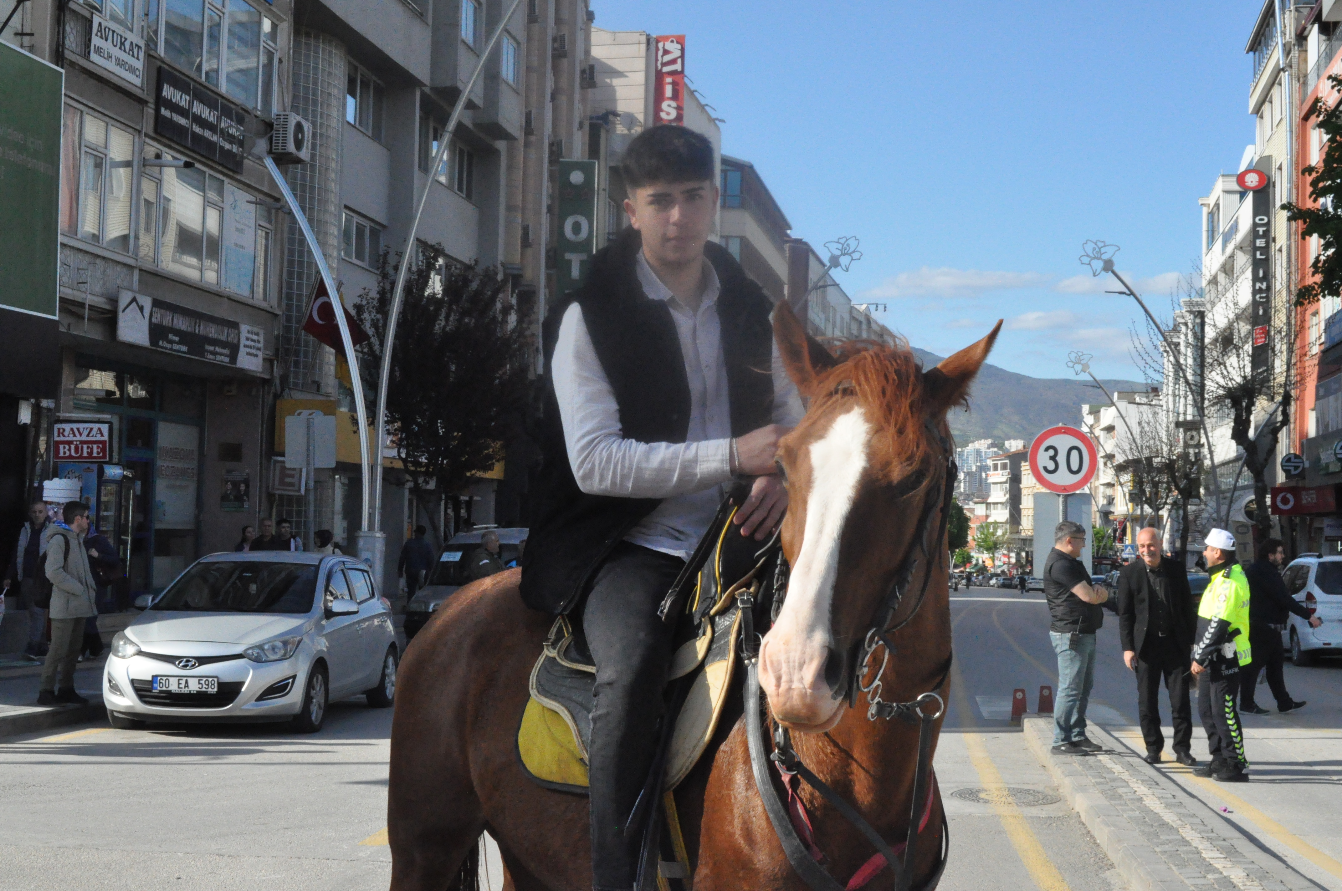 Tokat’ta 3 Mayıs Türkçülük Günü Coşkusu (5)