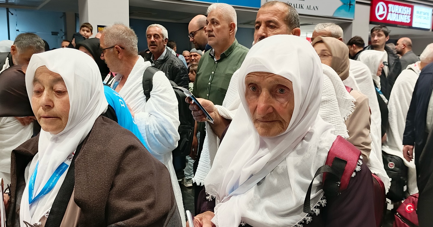 Tokat’tan Hac Yolculuğu Başladı 185 Kişilik Kafile Kutsal Topraklara Uğurlandı (9)