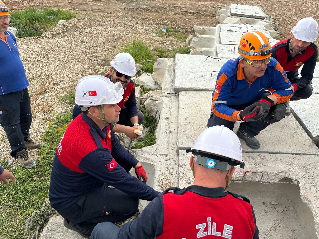 Zile İtfaiyesi, Afetlere Hazırlık İçin Eğitimlerini Sürdürüyor (2)