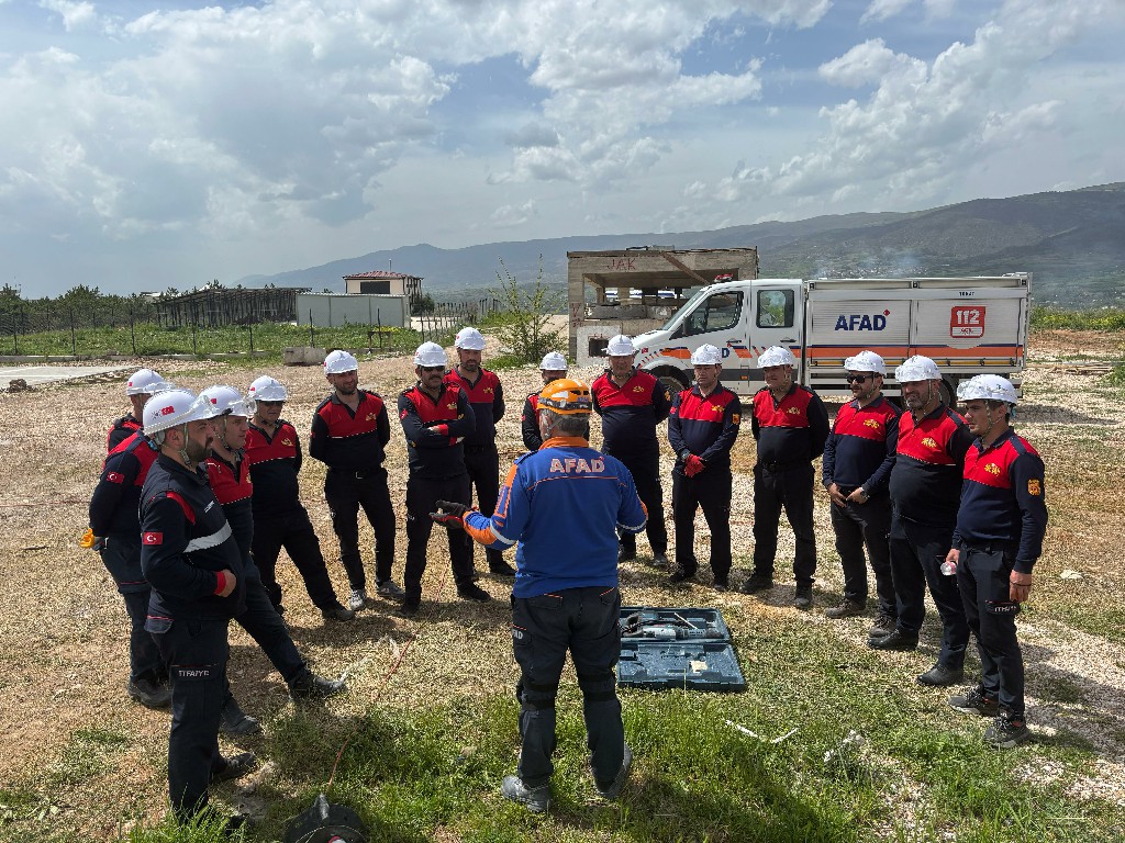 Zile İtfaiyesi, Afetlere Hazırlık İçin Eğitimlerini Sürdürüyor (6)