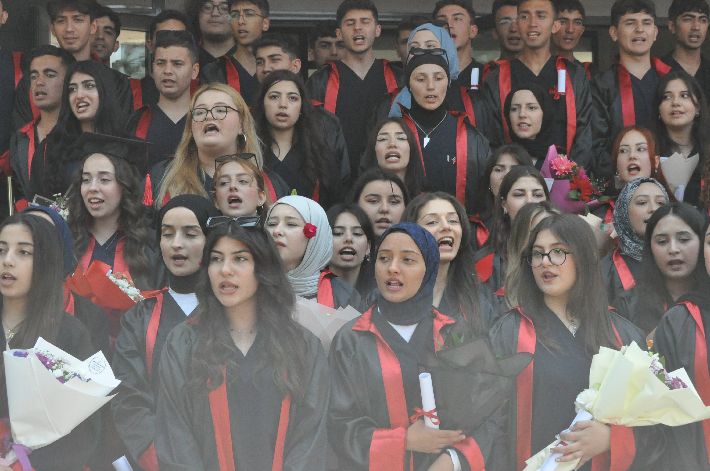 İbn I Sina Mtal'den Coşkulu Mezuniyet Töreniyle 130 Sağlık Neferi Mezun Oldu (28)
