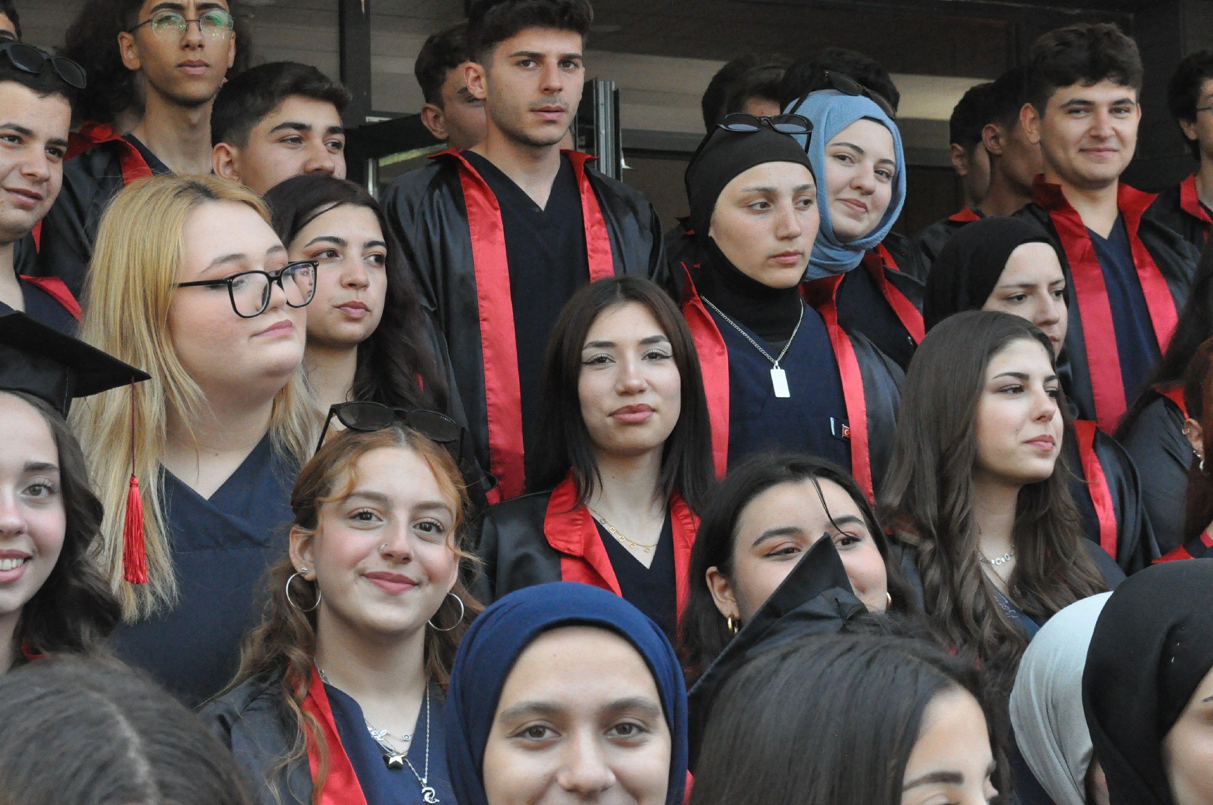İbn I Sina Mtal'den Coşkulu Mezuniyet Töreniyle 130 Sağlık Neferi Mezun Oldu (8)