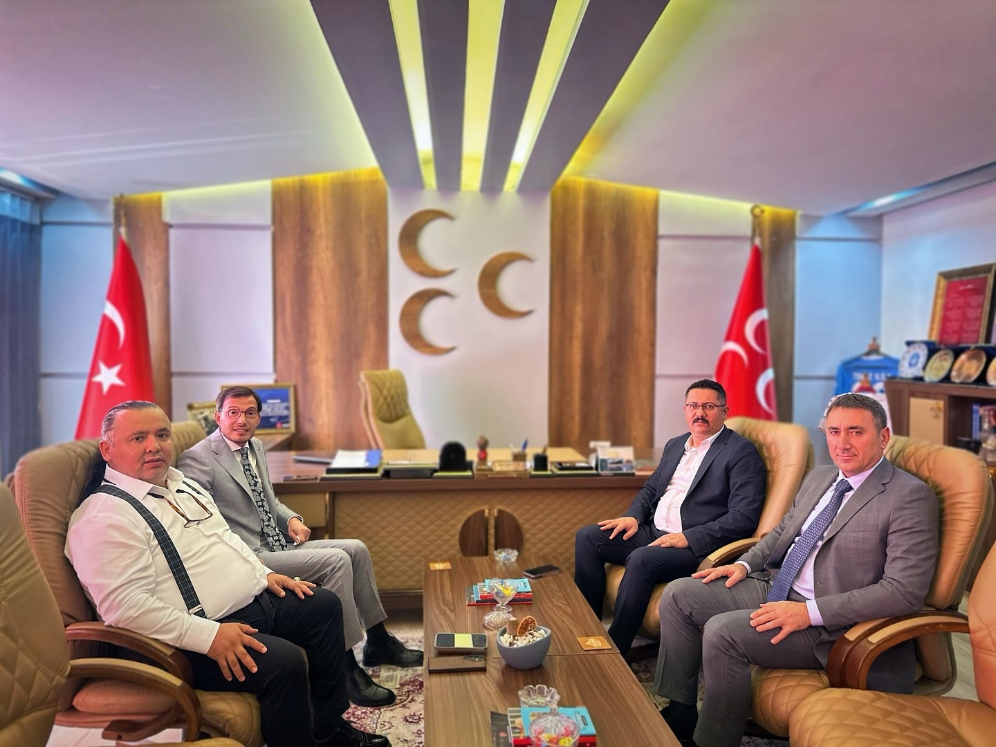 521151710 17917988436133684 7099731496590762123 N