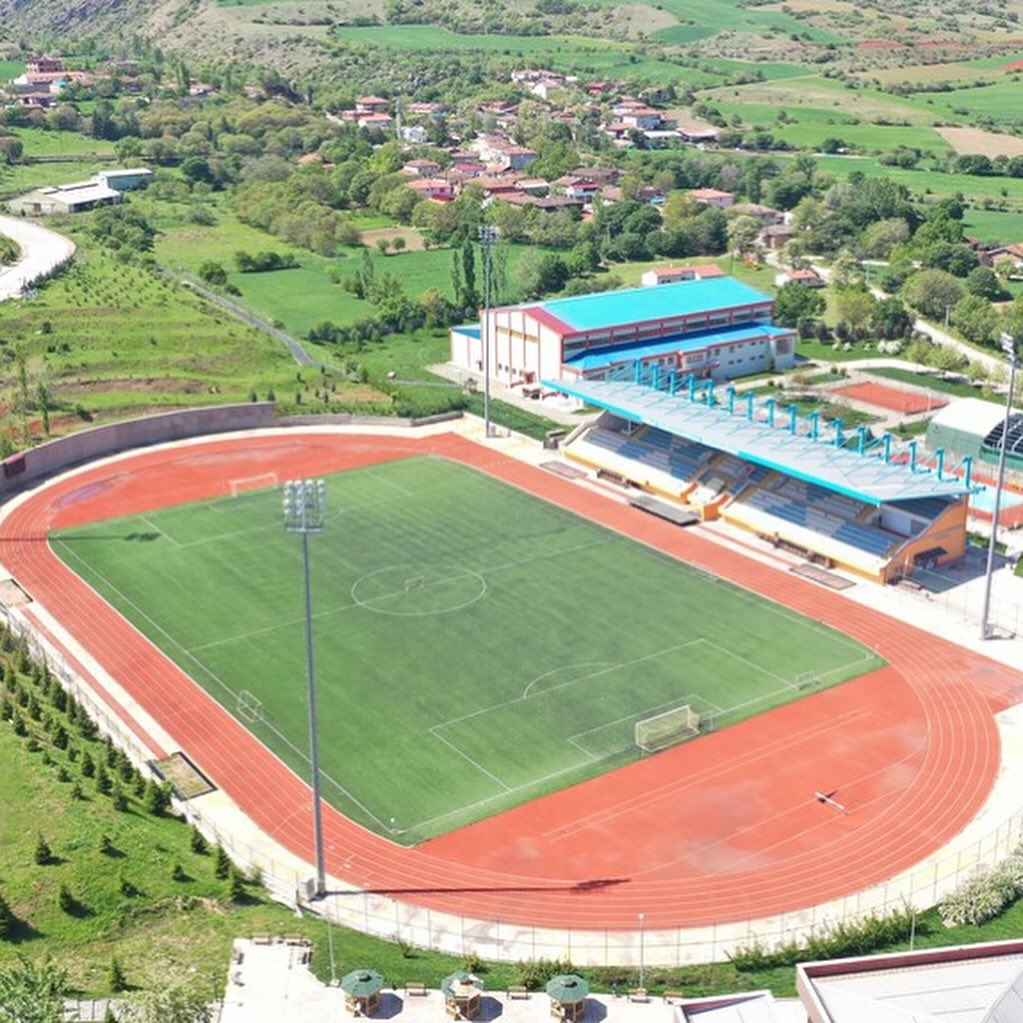 Gaziosmanpaşa Üniversitesi Stadyumu (1)