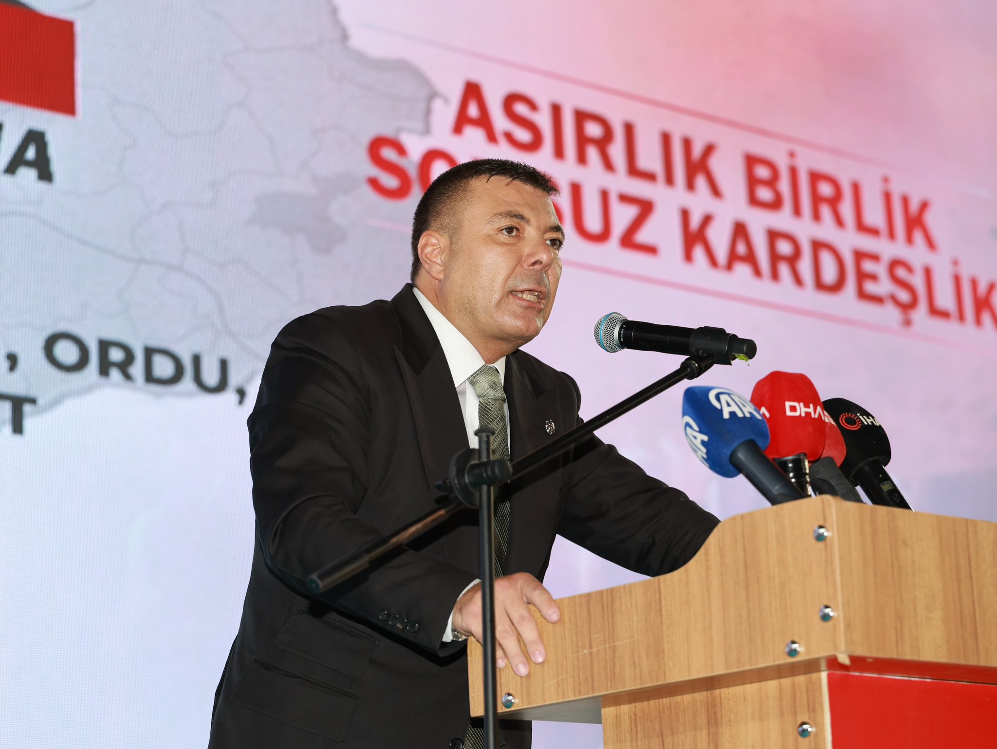 536280560 122164794464389075 1518440474177486783 N