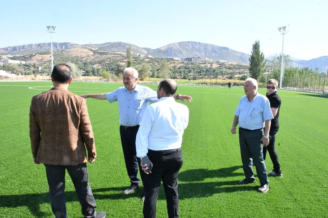 541142837 17991893876835431 3411786189933369349 N