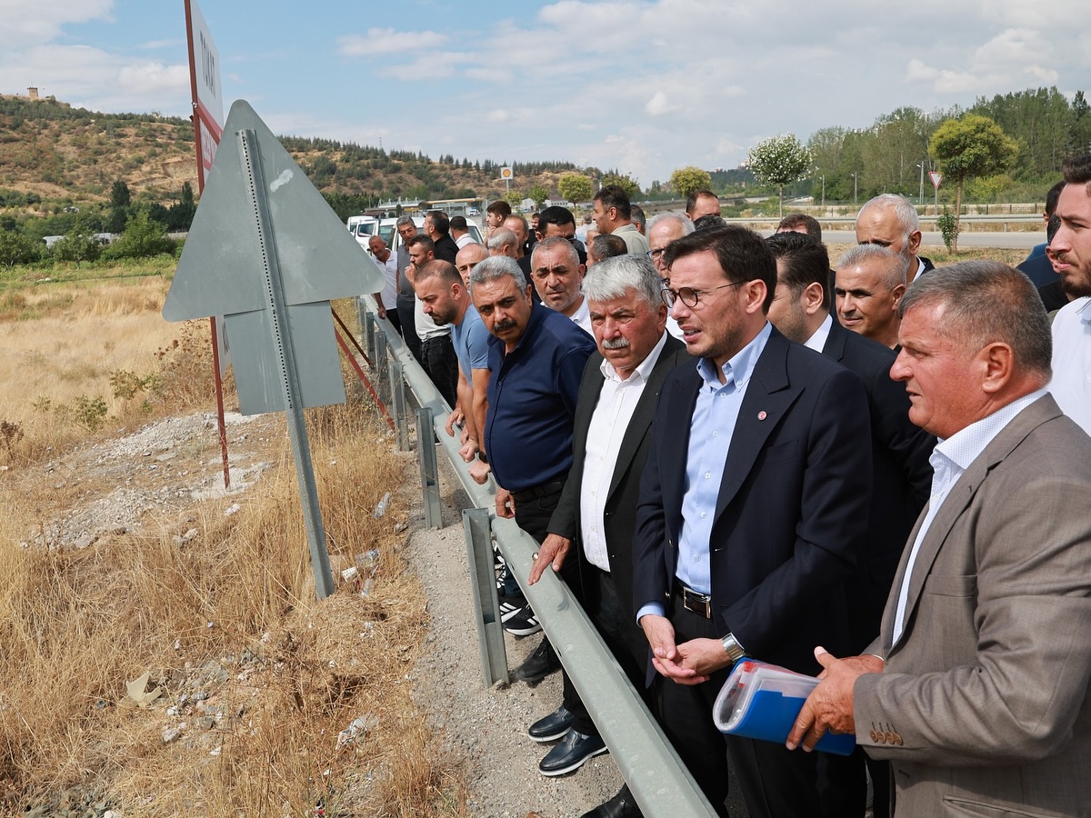 544793704 17923698453133684 3360007573186283061 N