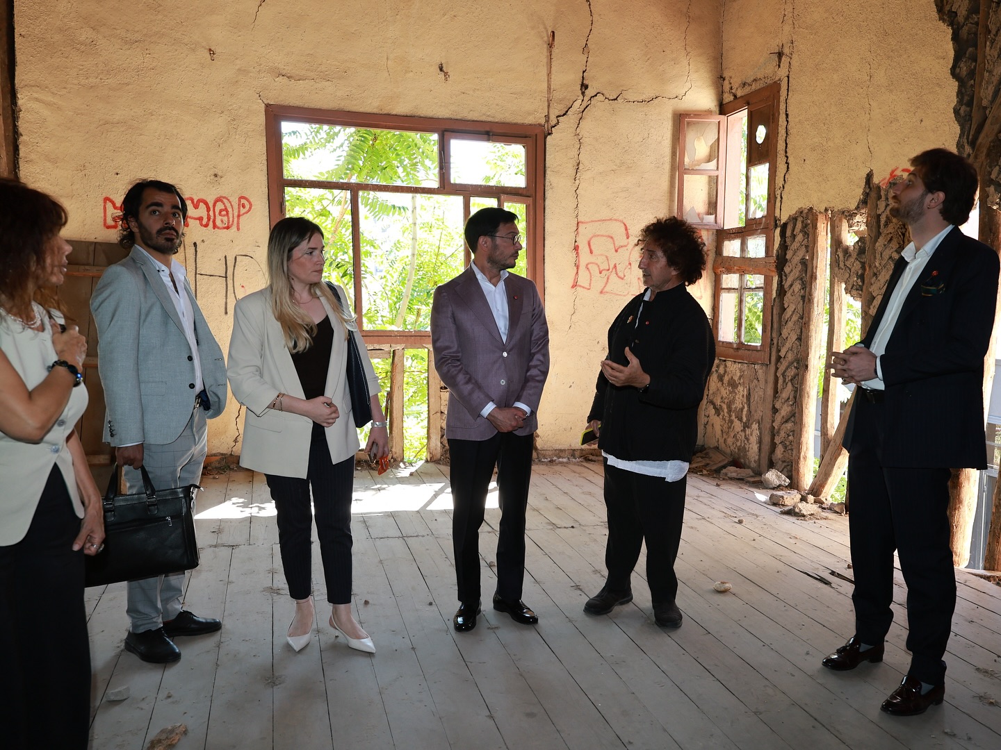 547661004 17924175447133684 3482331710113406822 N