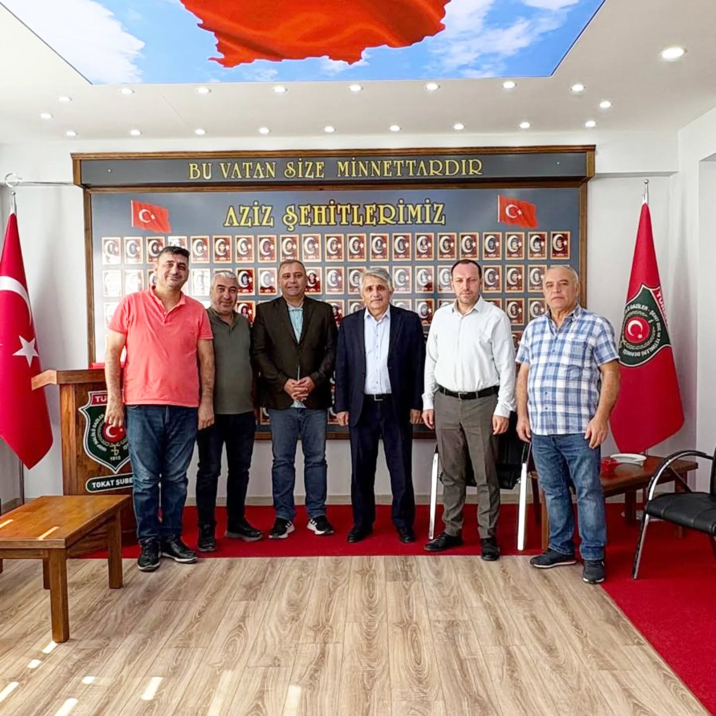 551809196 18054201500547374 6529185243696890004 N