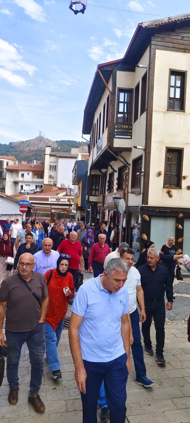 555877794 24908764218739799 1077232057783295630 N