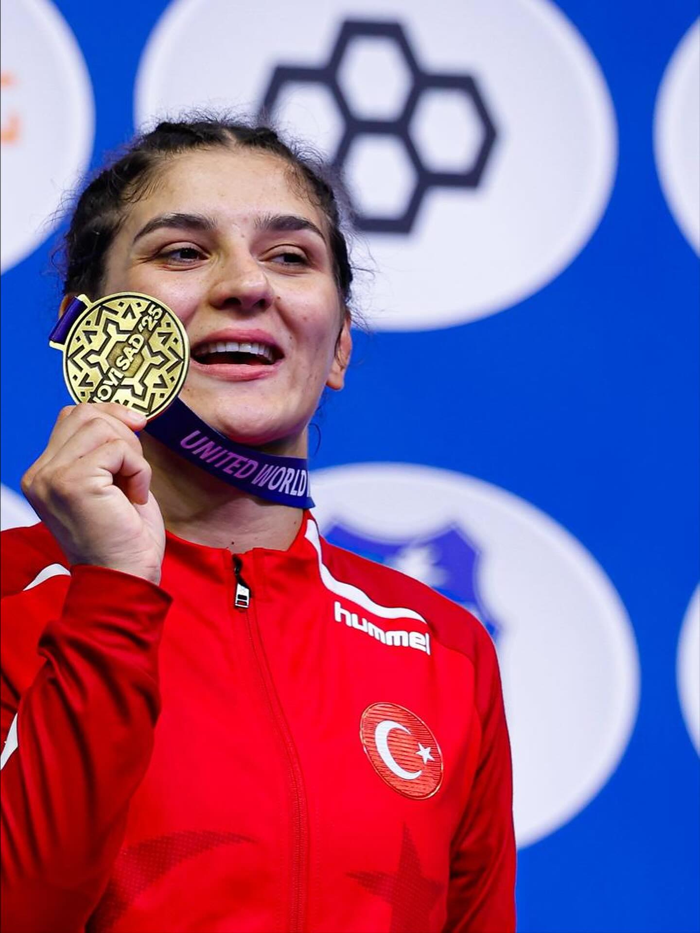 569258843 18330917311234380 4885504270368803999 N