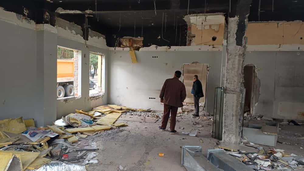 Tarihi Ptt Binası Yıkılıyor (3)