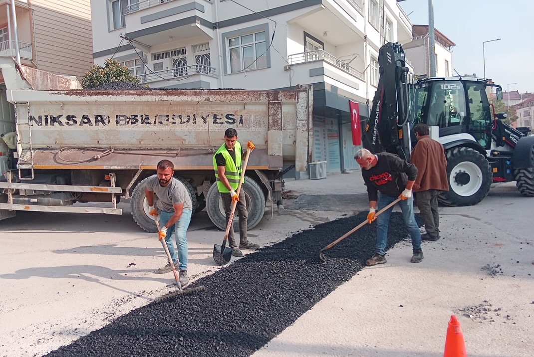 573143373 18293595511285607 6375205373825195029 N