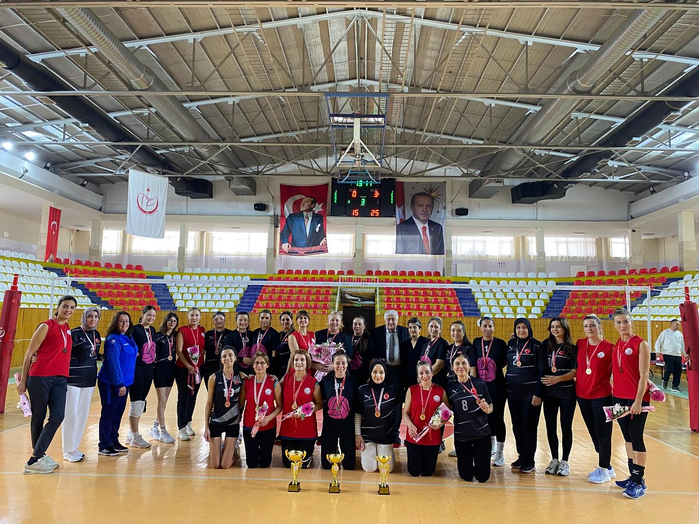 573849420 18080734283111696 8713518518350169843 N