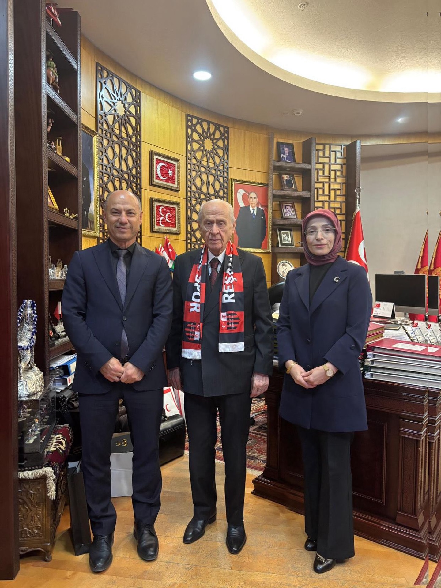 579649458 18330362263208649 1178390447064746594 N