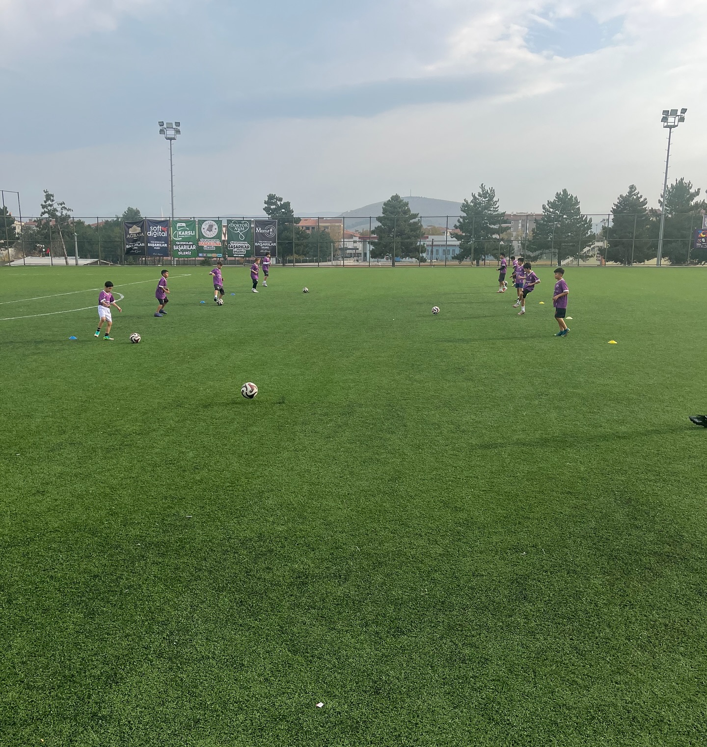 579717300 18067359320371641 7839862756417789403 N