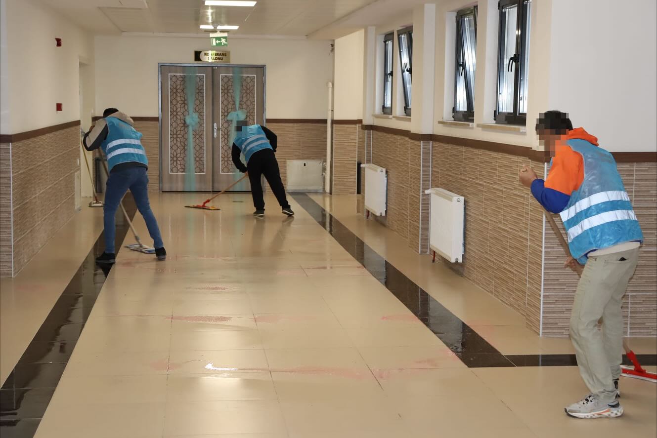 581997007 18048902219667761 2202647839649972822 N