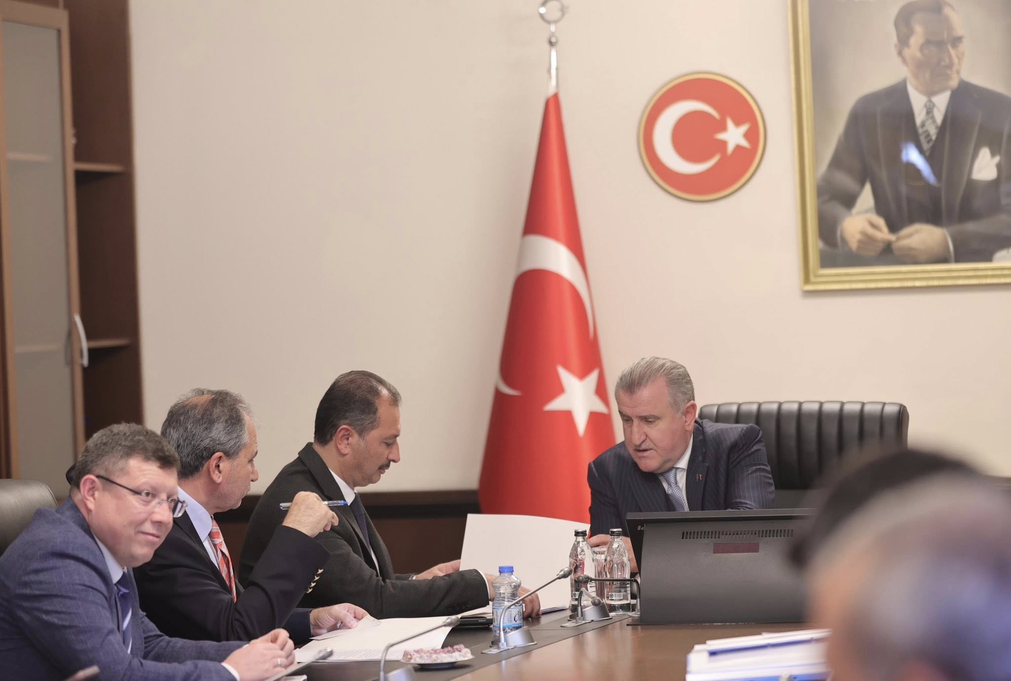 587502129 1323677303109223 2228688153723470685 N