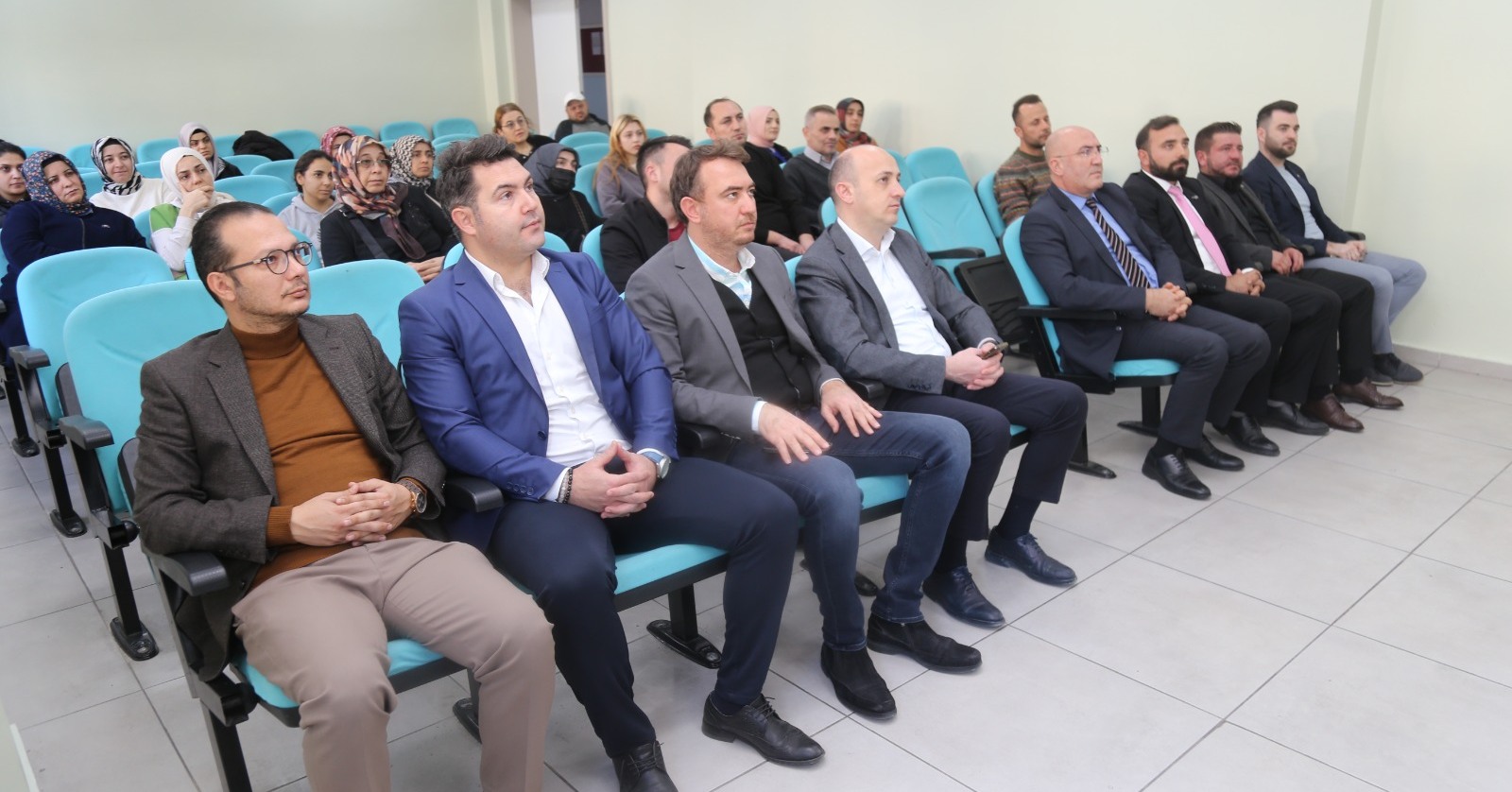 588687495 1294999756001454 8977299943993016984 N