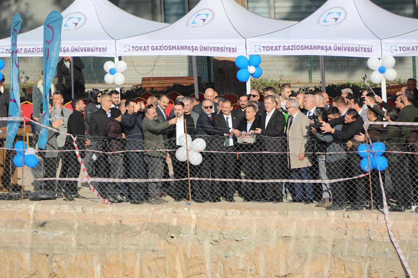 590168442 1297576945744990 2362161224915577250 N