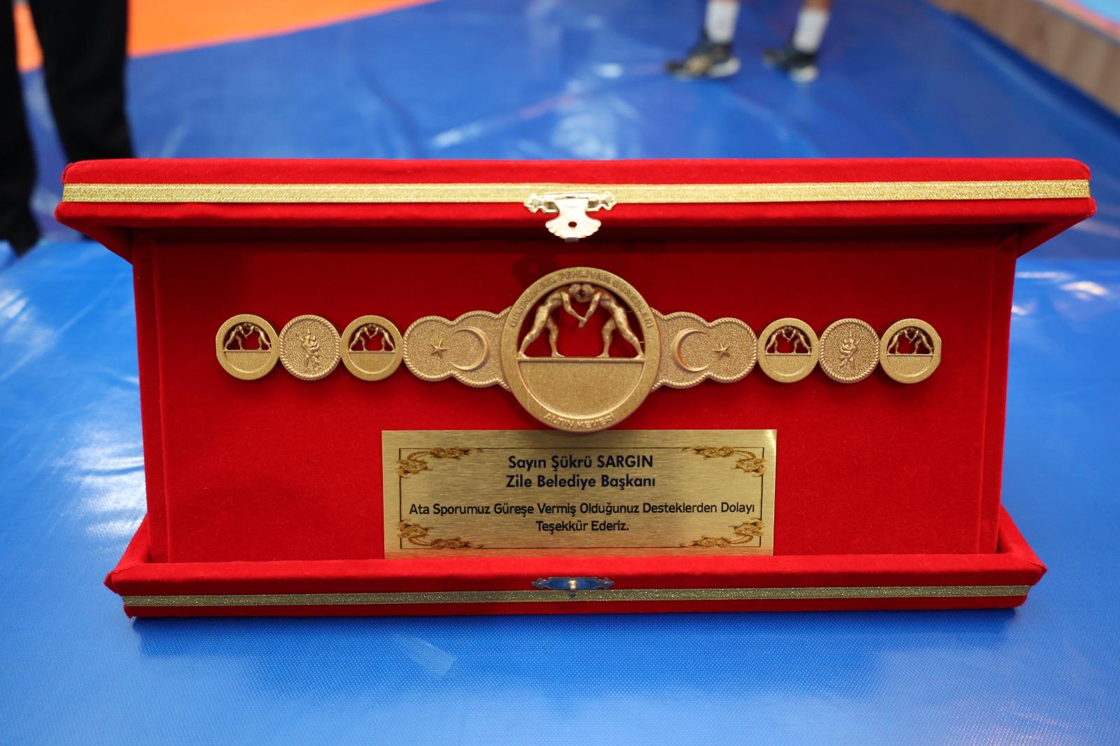 I M G 20251104 W A0038