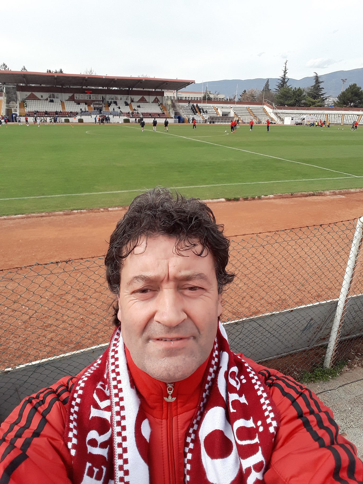 490005798 9995929710420017 6628807405693185359 N