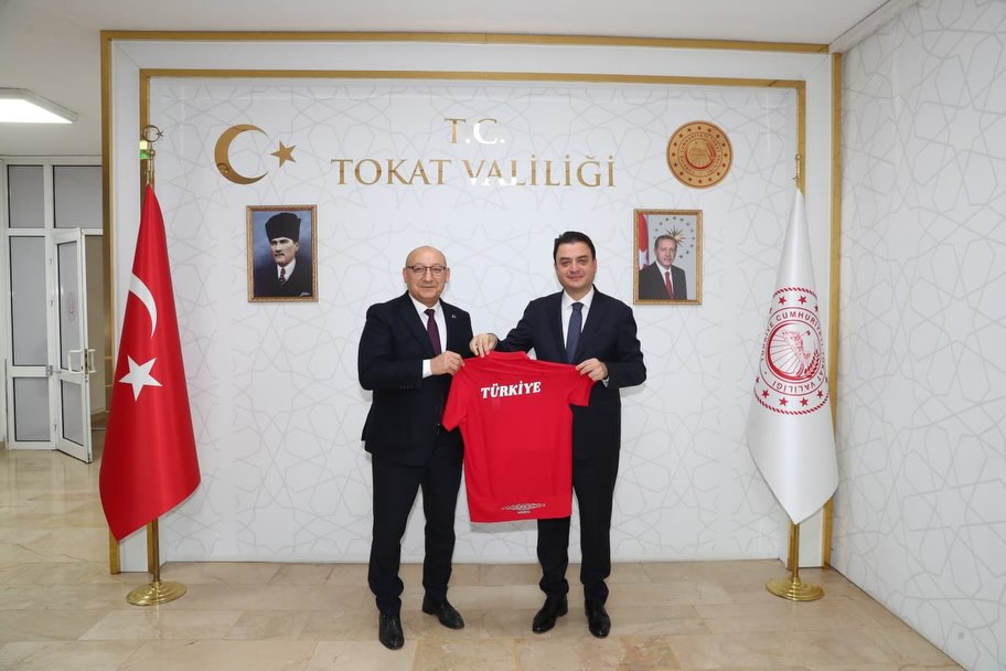 605759444 18085835726111696 3056245456861423278 N