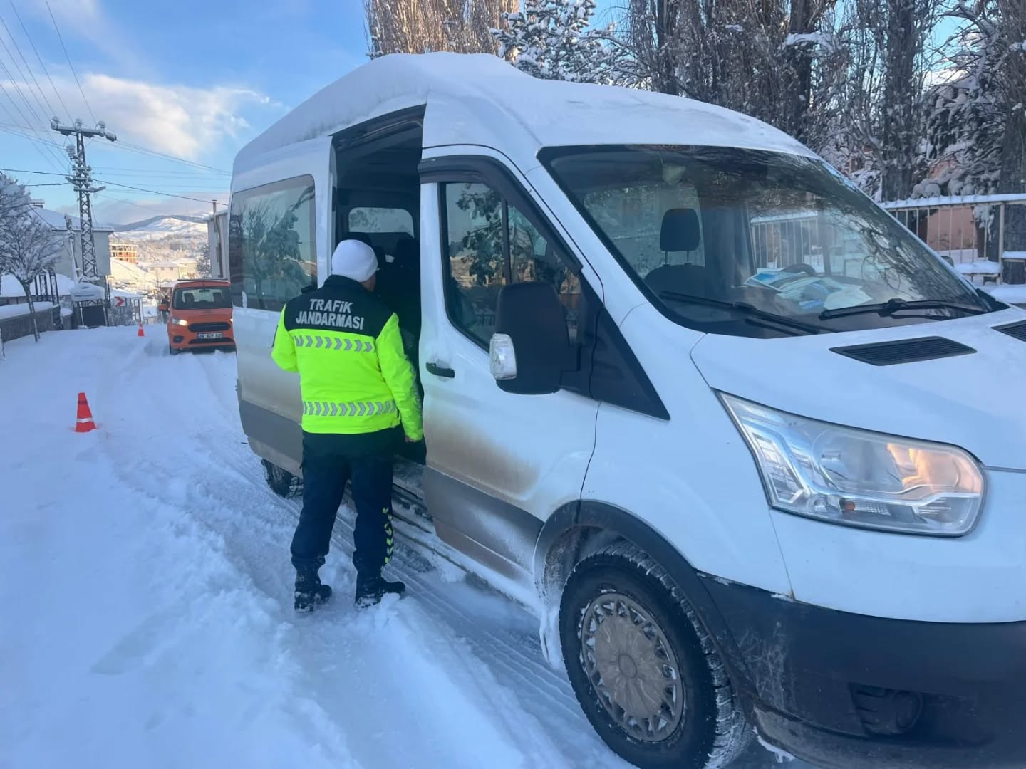 608857720 18300307600286549 3390633066809051501 N