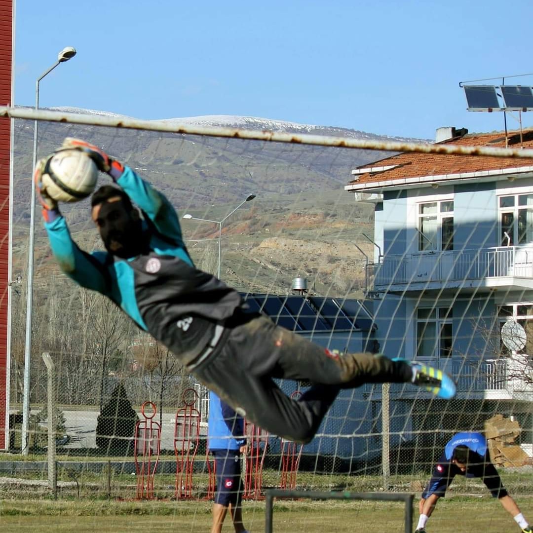 Kaleci Ersin Uyanık (2)