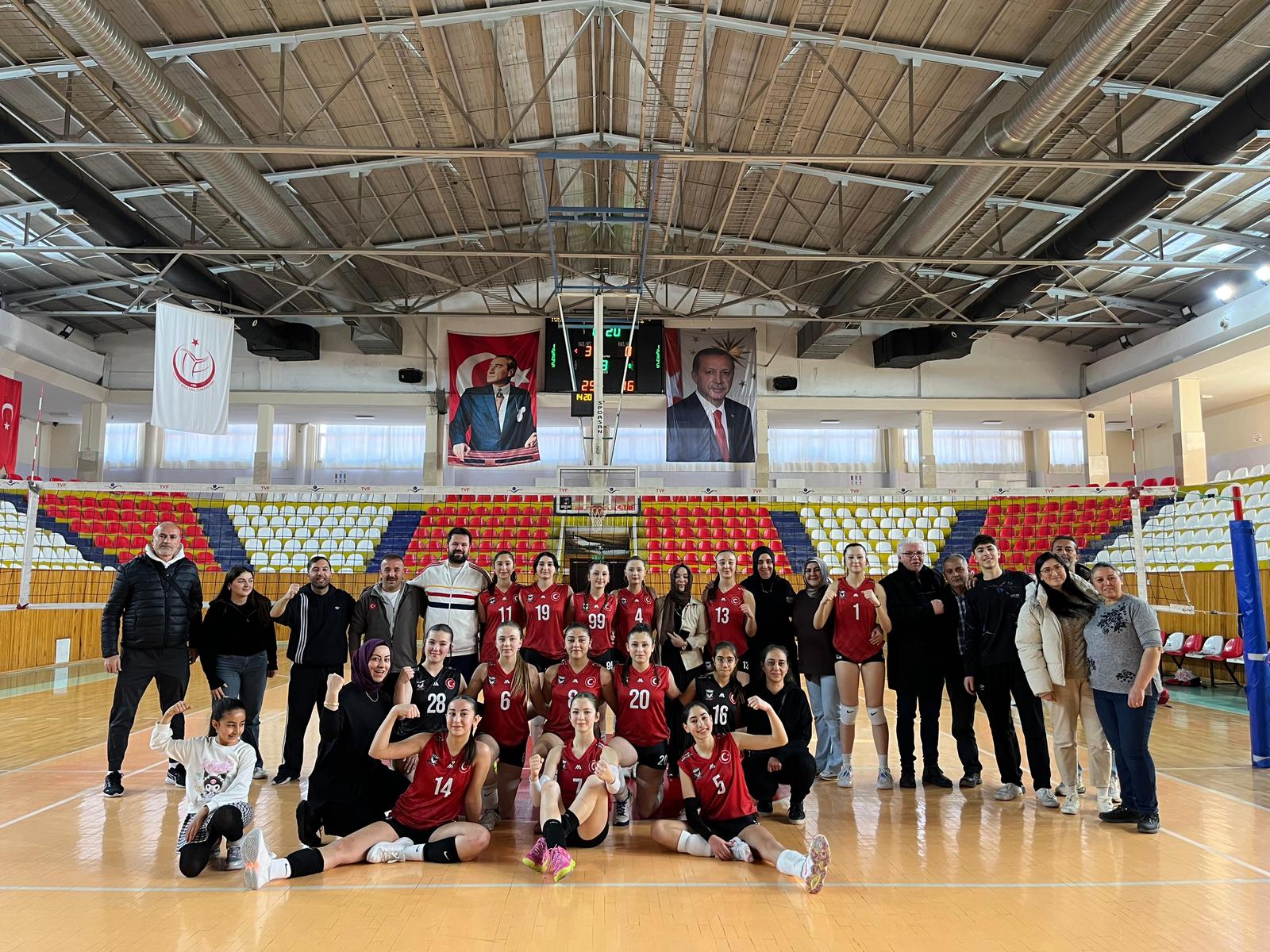 Tokat Voleybol 60 Sk (2)