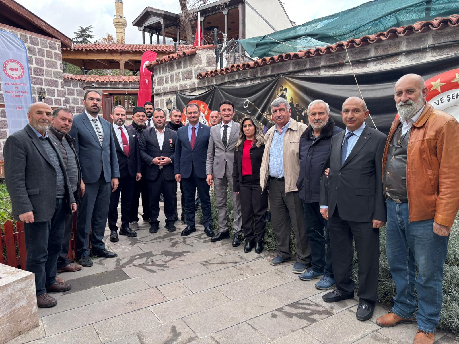 Whatsapp Image 2025 12 01 At 20.37.04 (1)