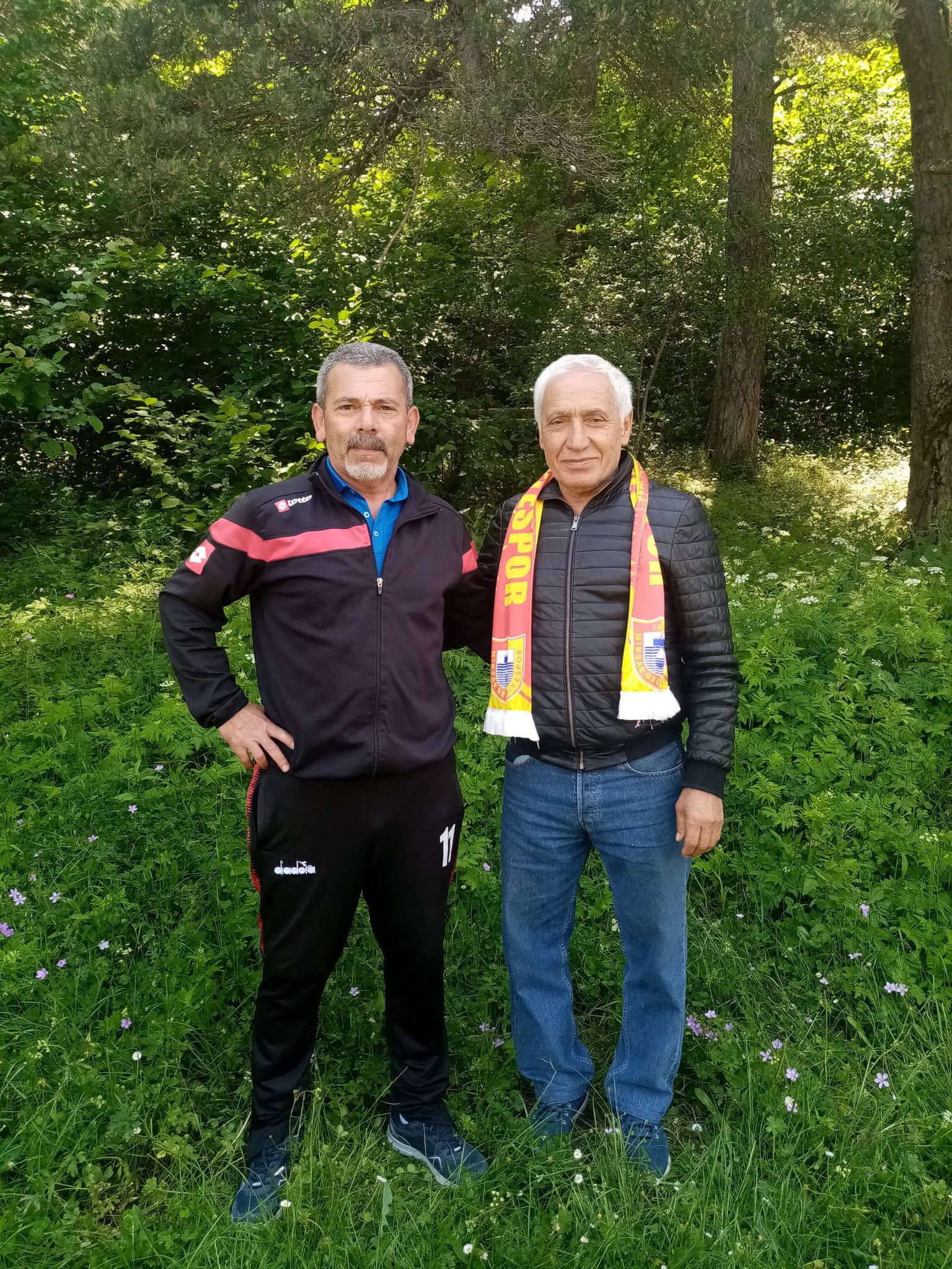 608579840 33153413380969095 2521403522478486393 N