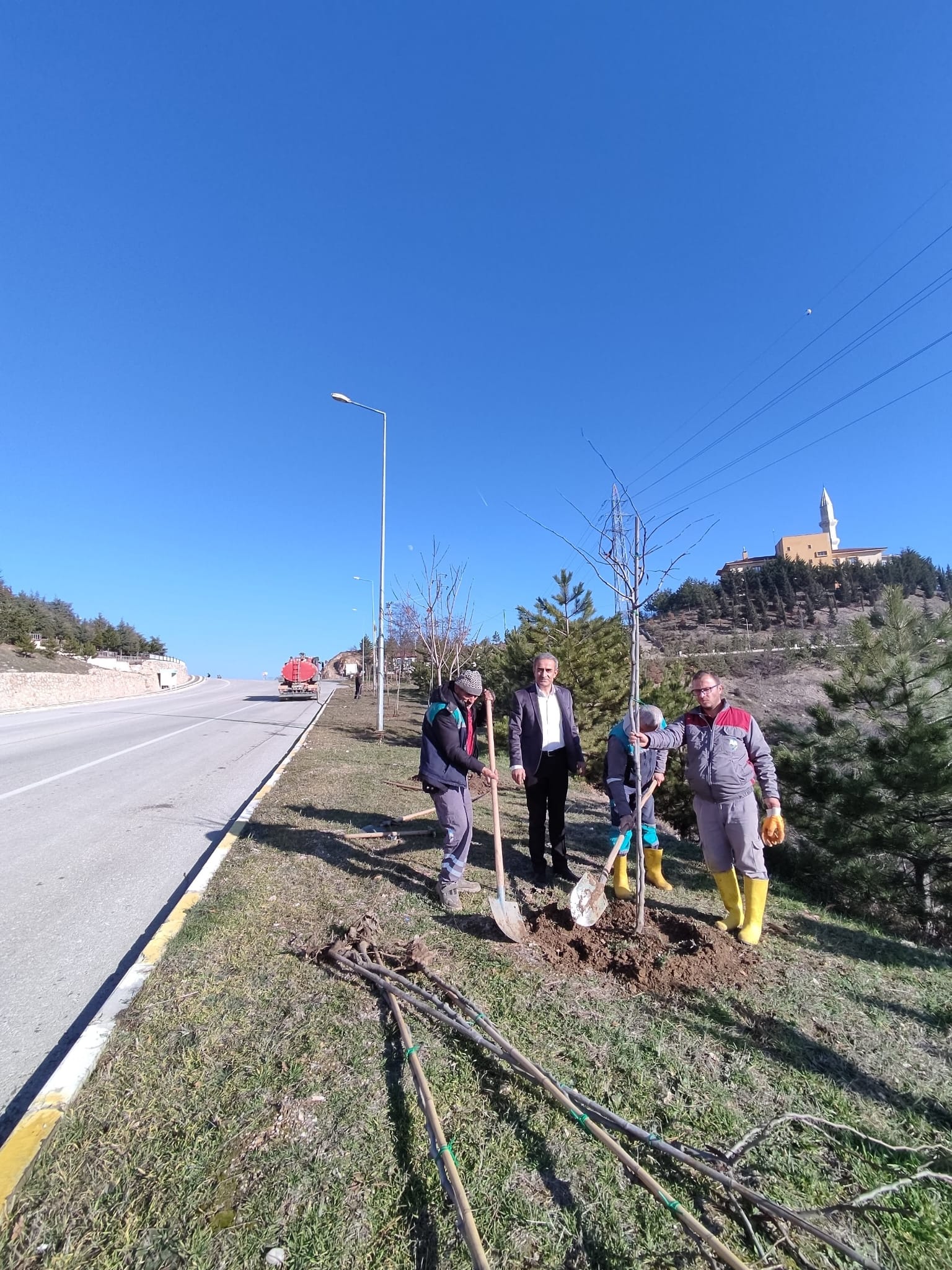 Toki̇ Muhtarı Cihan Yıldız (22)