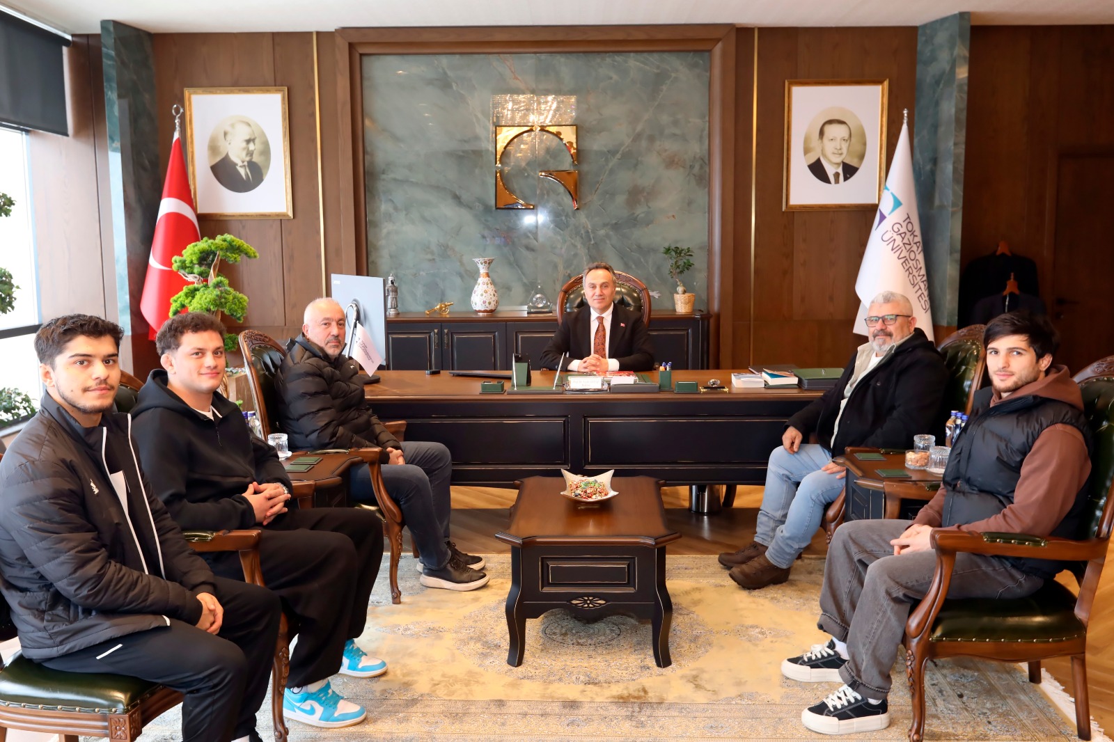 Whatsapp Image 2026 01 15 At 15.44.52,,,,,,,,,-1