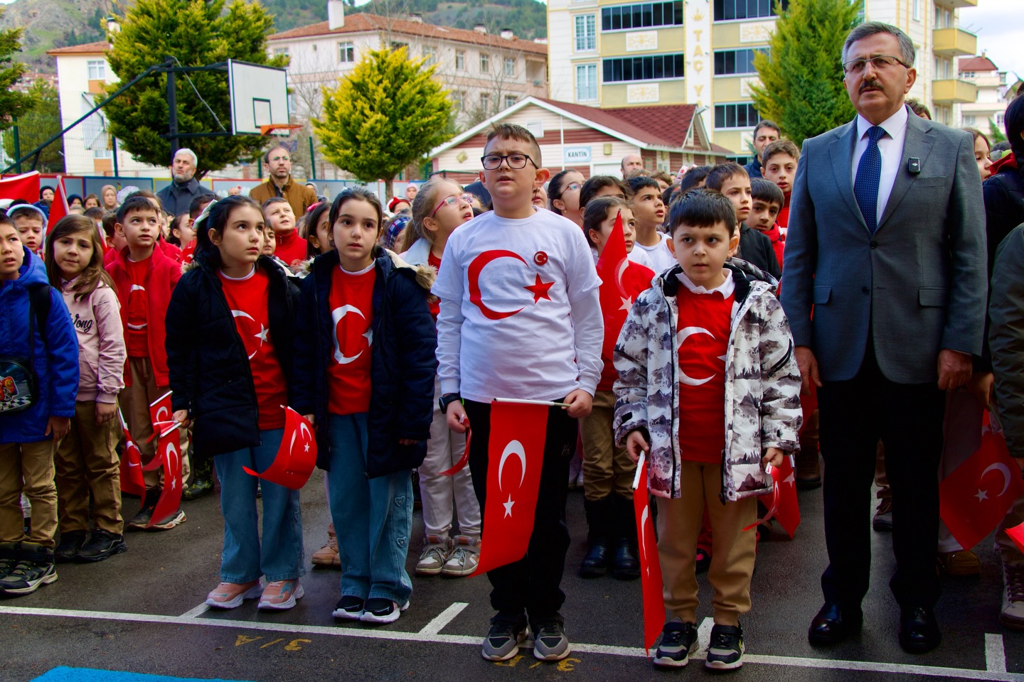 627227562 18191739679351951 8868480429832947213 N