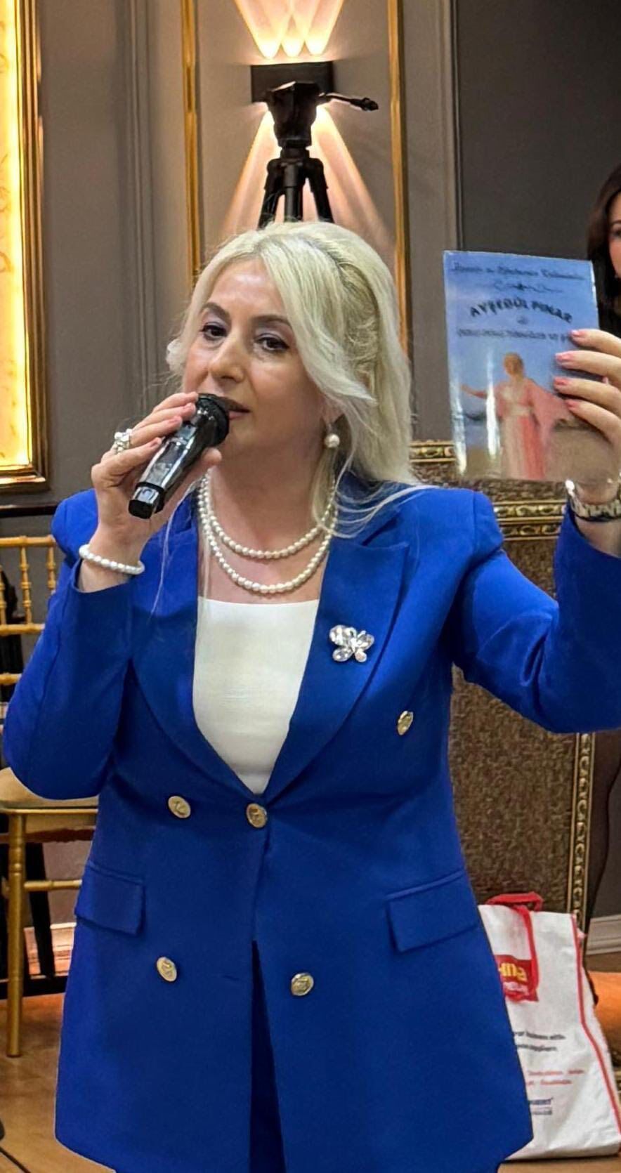 623391366 10235644443163220 8664372851451860695 N