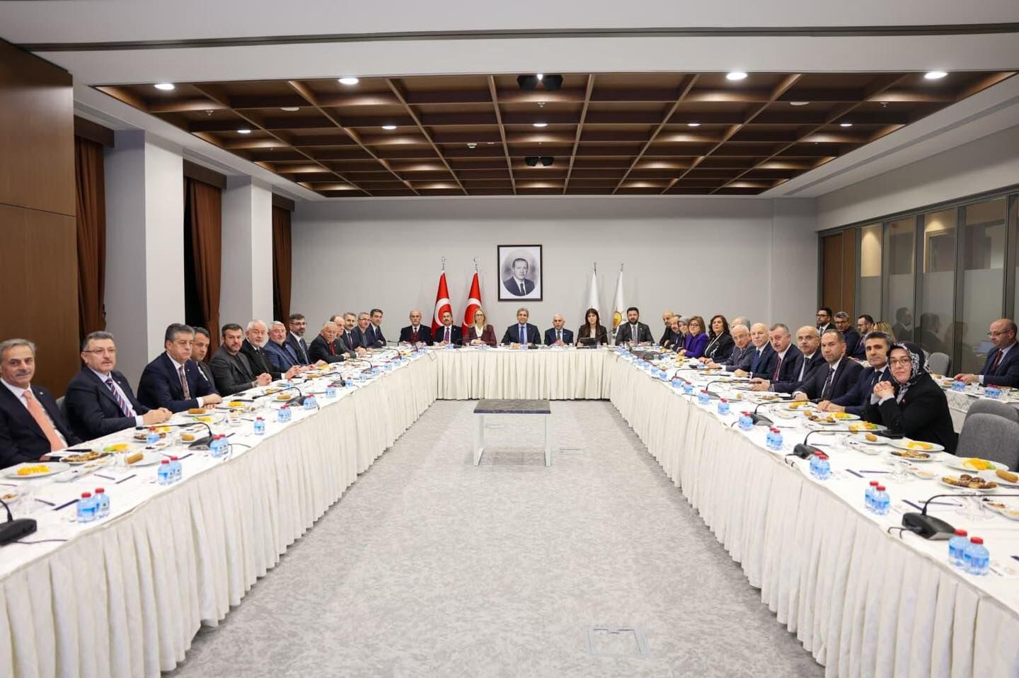 Eroğlu, Adalet Bakanlığı Yetkililerini Ziyaret Etti, Genel Merkez'de Heyetleri Ağırladı (14)