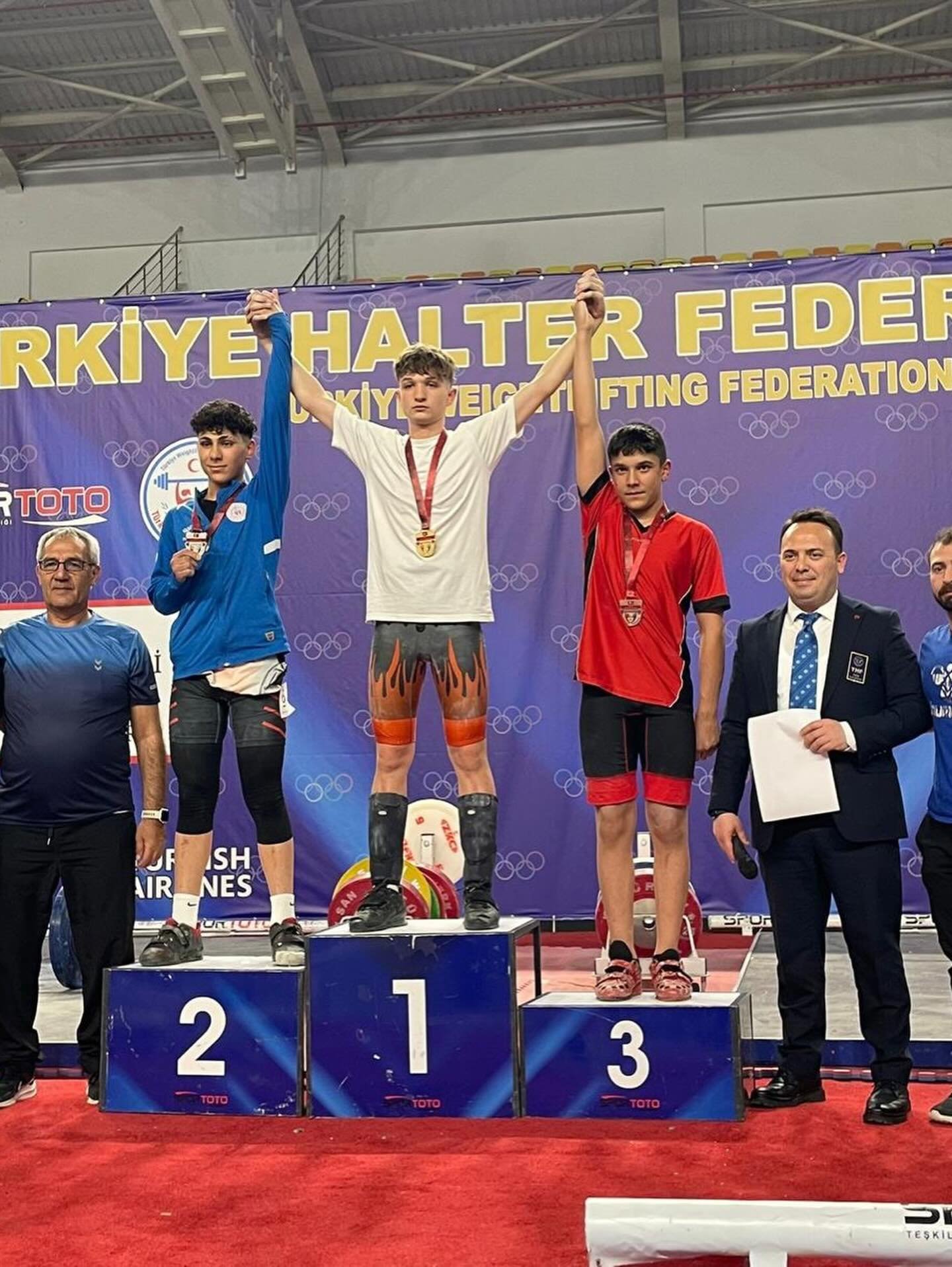 670811179 18097277276111696 2691493434935392447 N