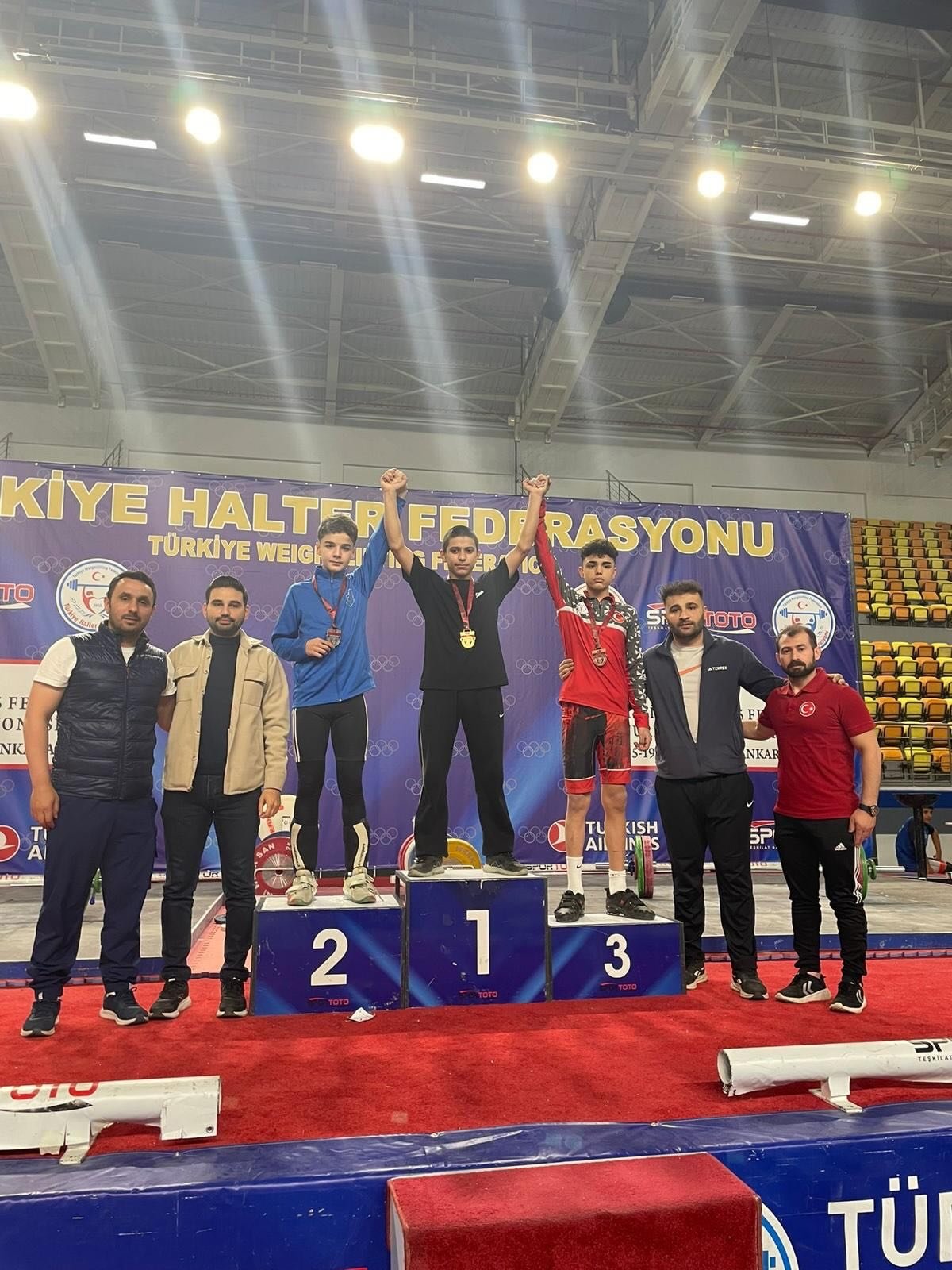 670969431 18097277267111696 9141400514480753852 N