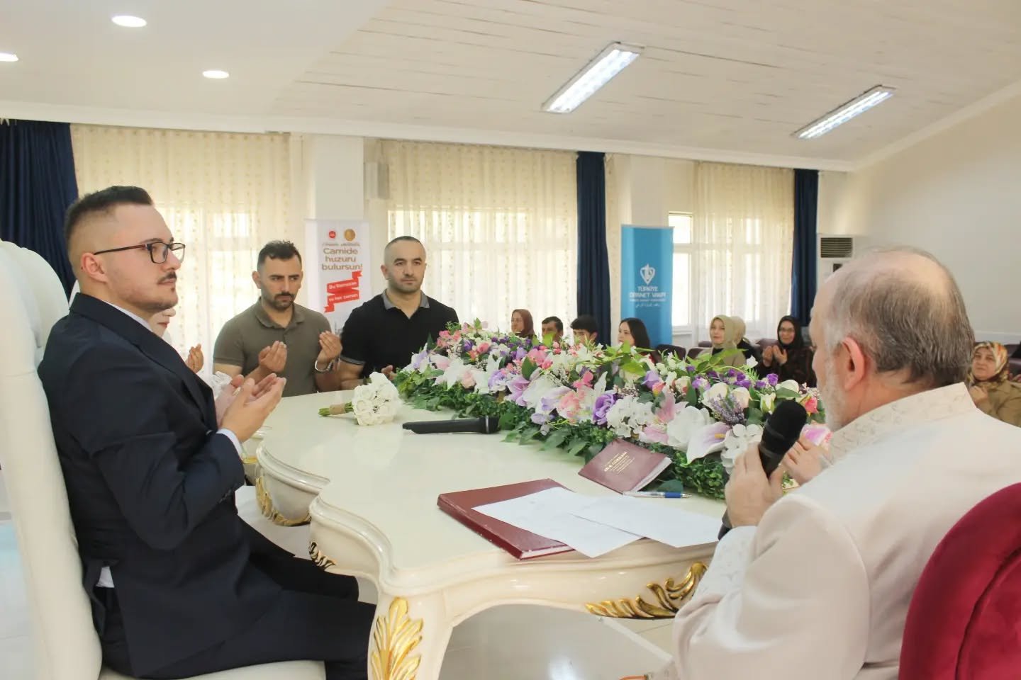 671195573 18076643855547374 5245554781267184545 N