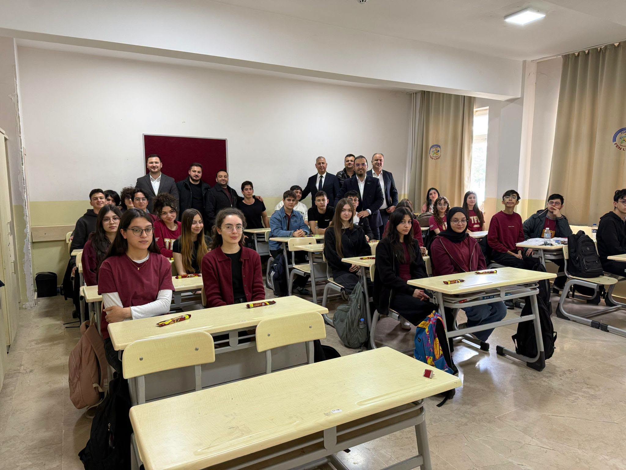 676916321 2202447887165662 8740713510105650760 N